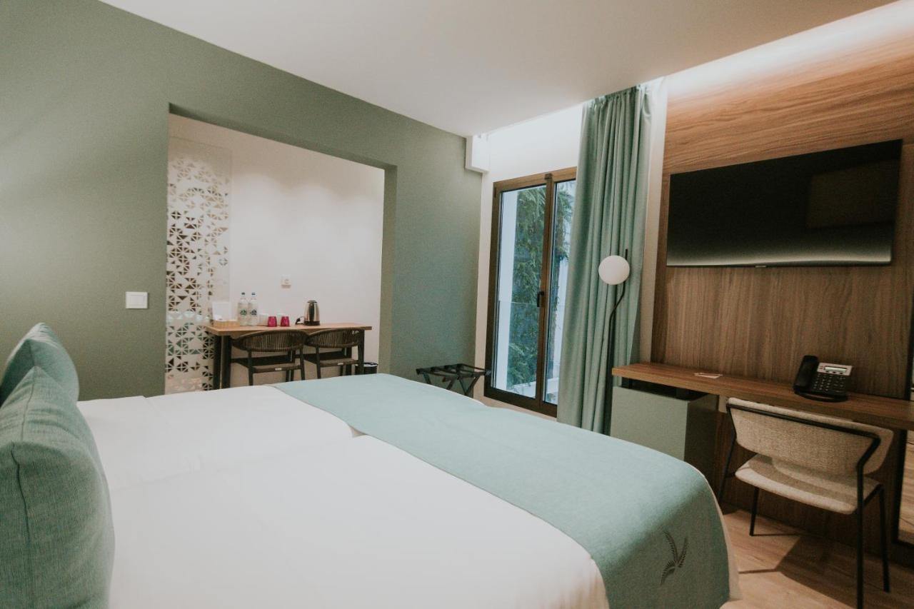 Hotel Catalina Plaza Sostenible 3*